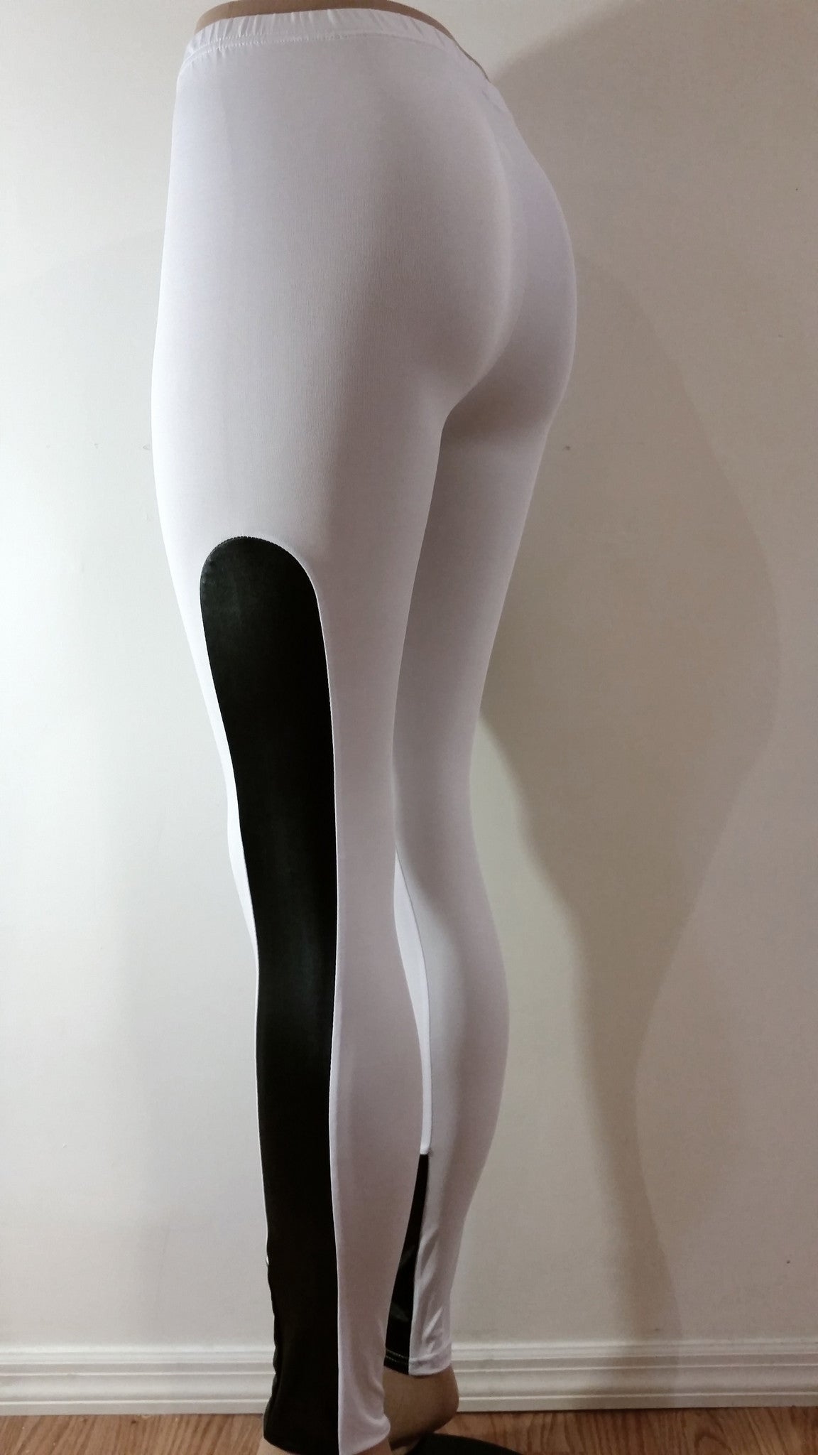 BLACK ANKLE PATCH - NYLeggings.com