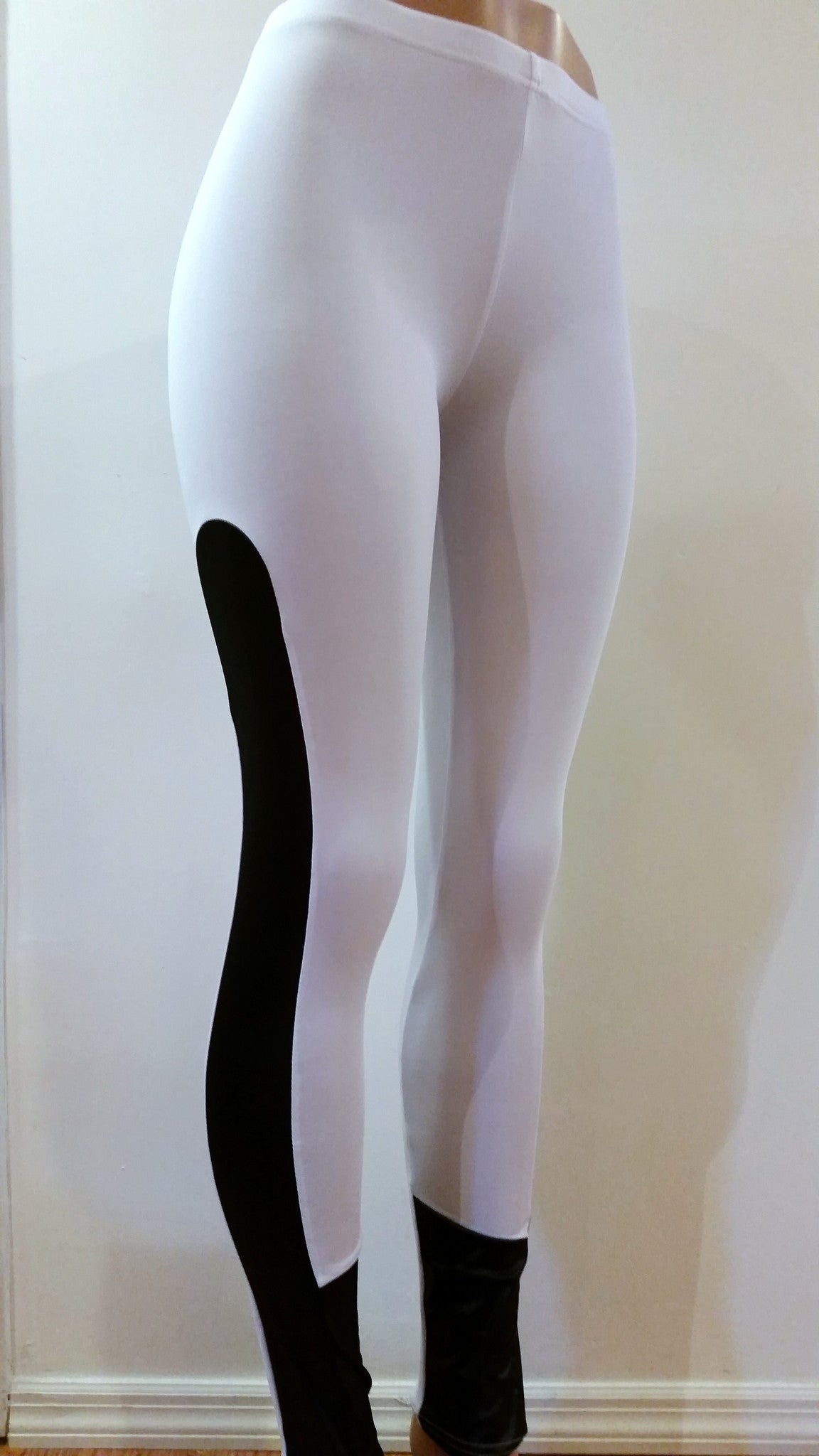 BLACK ANKLE PATCH - NYLeggings.com