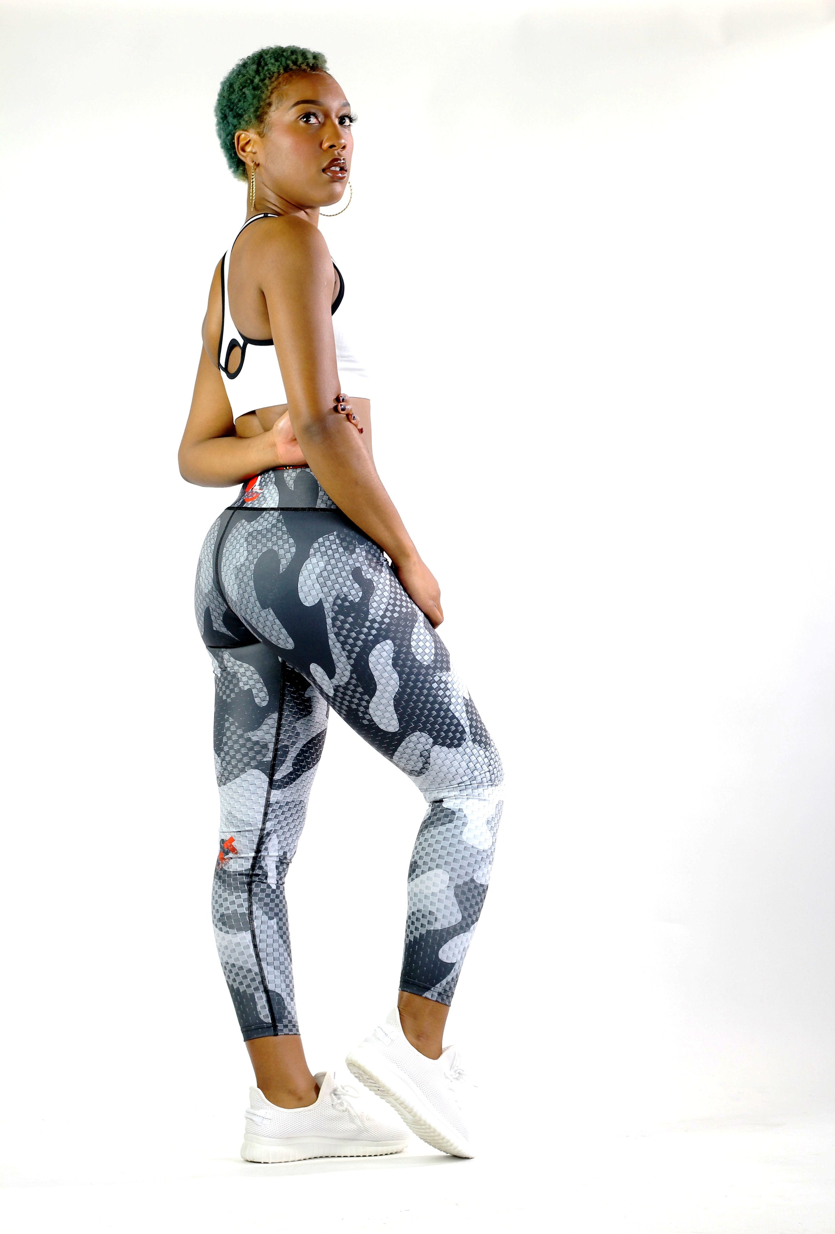 PIXEL CAMO - NYLeggings.com